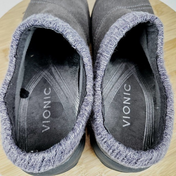 Vionic Arbor Clogs Sz 7 Gray Water Resistant Suede Slip On Knit Collar Comfort - Picture 8 of 10